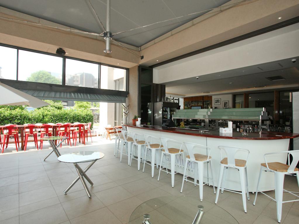 Luxurious Sandton Skye Apartment Екстериор снимка