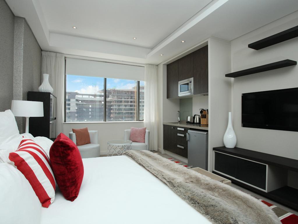 Luxurious Sandton Skye Apartment Екстериор снимка