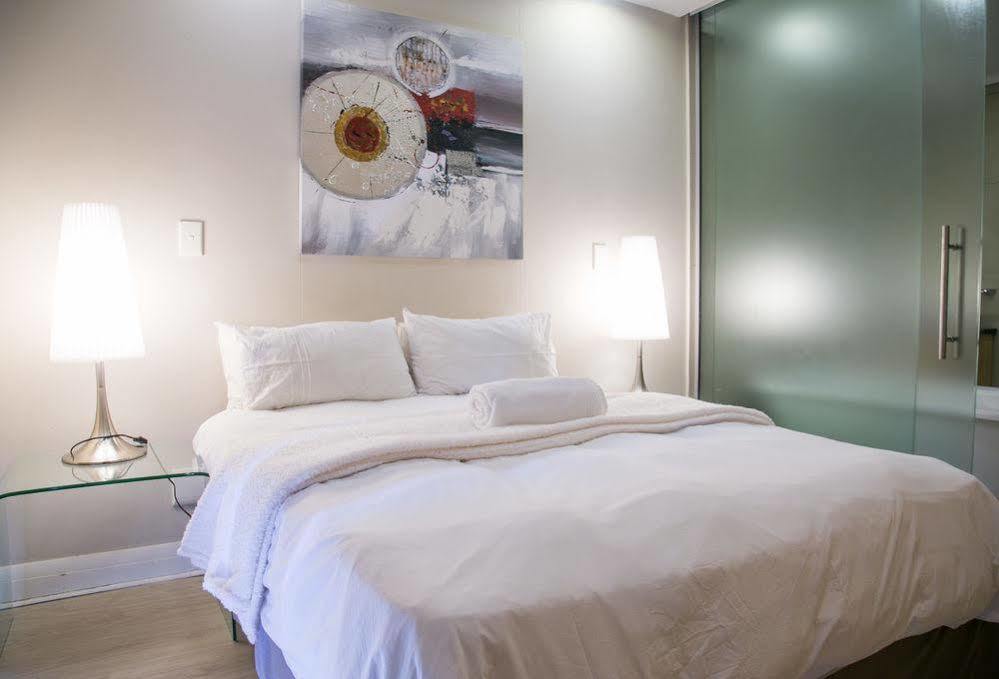 Luxurious Sandton Skye Apartment Екстериор снимка
